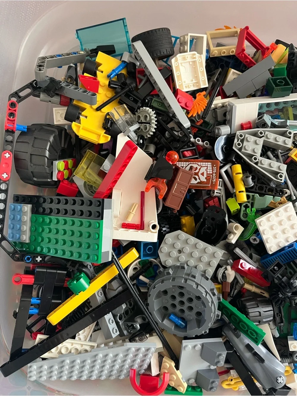 4 Pounds of Bulk Legos! - Picture 4 of 6